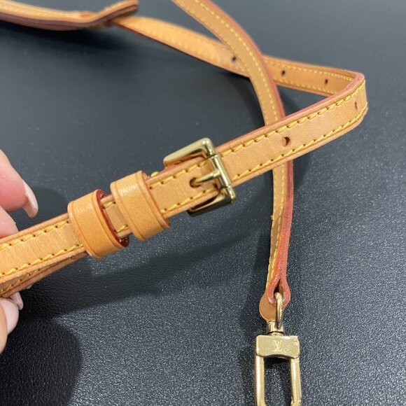 Louis Vuitton Vachetta Strap with Shoulder Pad (JB1344) - Picture 4 of 5